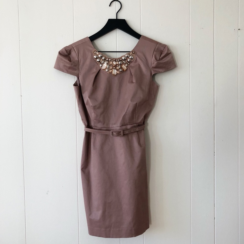 ✅FOREVER 21 MAUVE JEWELED SHIFT DRESS